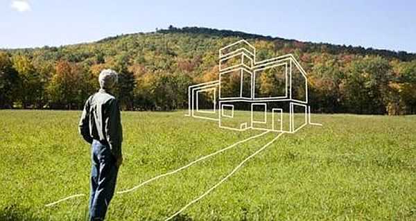 First of all, you must decide on a place for a house on the site