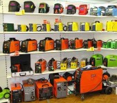 The assortment even in an ordinary hardware store can be confusing, but in a specialized ...