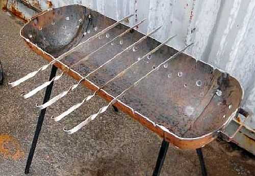 The simplest brazier from a propane cylinder