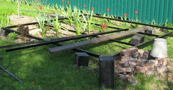 Finished bottom rail
