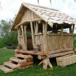 And quite a fabulous style: a gazebo, similar to the hut of Baba Yaga