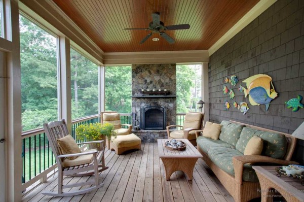 The fireplace will completely recreate the colonial style, and will also warm you in the evenings