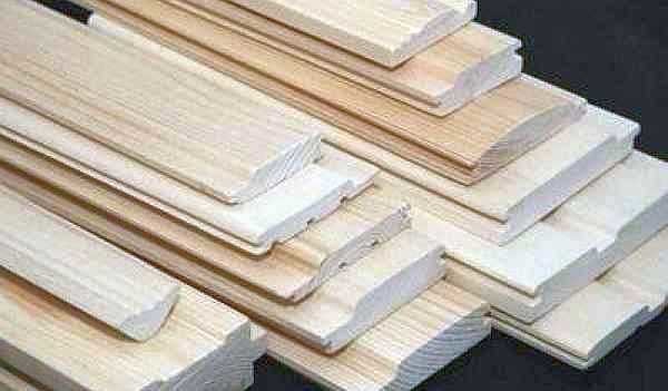 The width and thickness of the lining varies widely