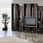 There are also slides in which you can display designer gizmos or collections.