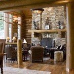 Wooden columns - a stylish design element of a country house