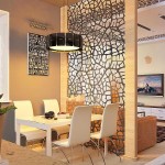 Openwork partition, the motives of which are repeated on the ceiling of the living room