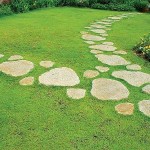 In this form, the limestone path does not break the lawn, and it is convenient to walk