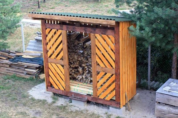 And this is what happened. The first serious building - a do-it-yourself woodshed