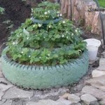 A bed in several tiers is easy to make from tires