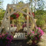 Swing boat with articulated joints
