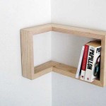 A very interesting idea of ​​using corners for small shelves