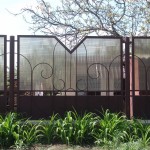 Familiar combination - metal and polycarbonate
