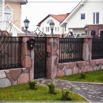 Well-finished facets of natural stone and combined with forging and polycarbonate. Nice and expensive