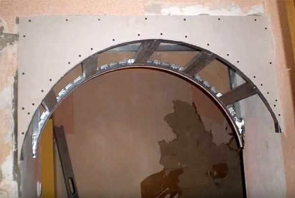 Jumpers are cut from the same profile, sidewalls are cut along the edges
