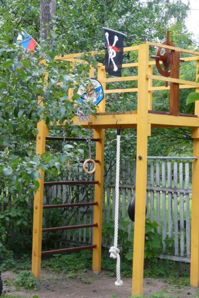 Another version of the bridge on a pirate ship