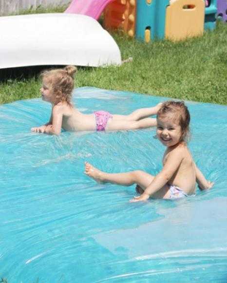 A water mattress in the heat is the best place to rest