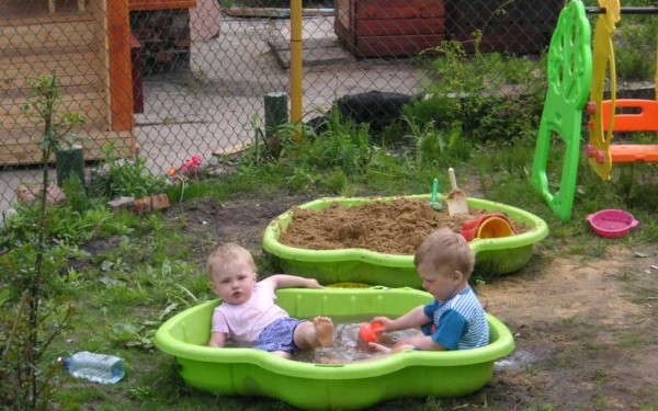 Small children need a small play area