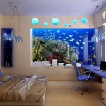 Obviously the inhabitants of this bedroom love the sea.
