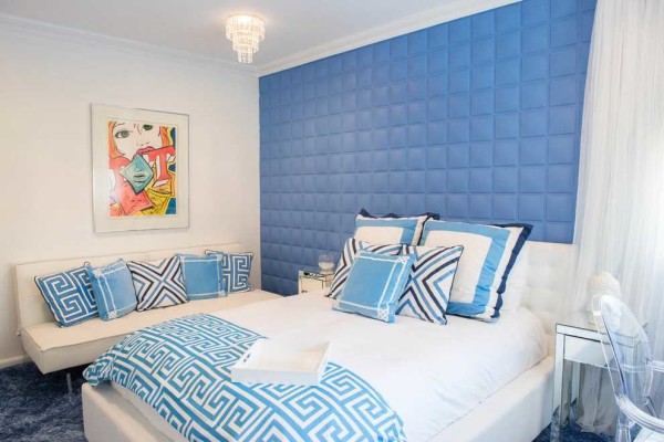New in bedroom design - quilted wall