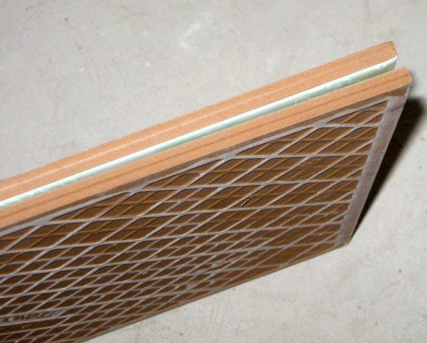 Uneven front surface - when folded up, see how tightly the two tiles fit together