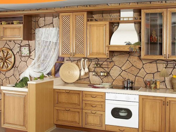 An example of a compact vinyl. In the kitchen interior, these wallpapers look quite organic.
