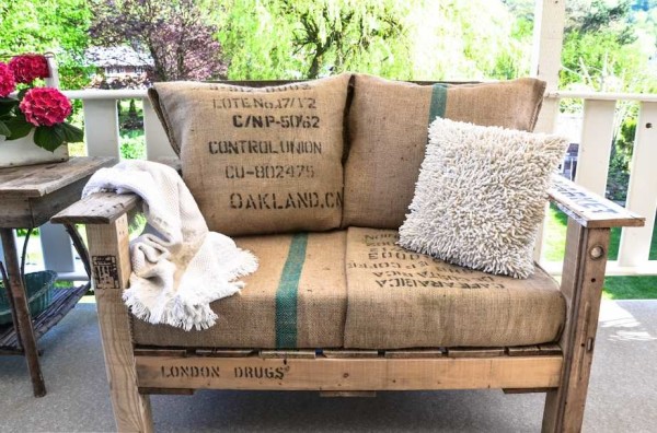 Finished product: pallet chair