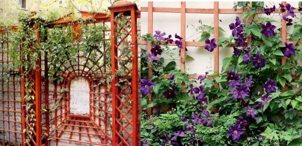 Wall decoration methods