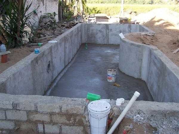 Initial stage of construction of a stationary pool