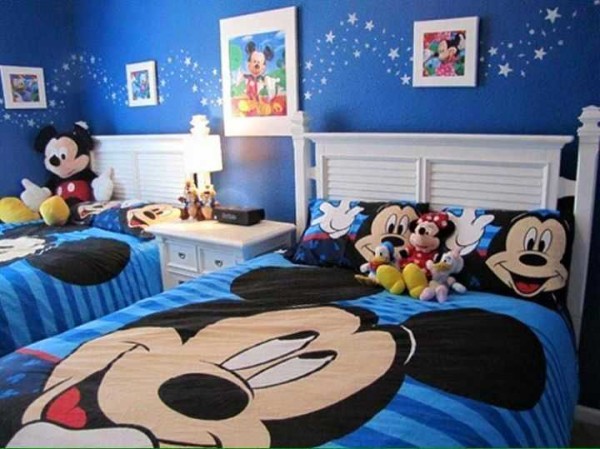 This design of a children's room will suit both boys and girls ... despite the fact that the color is blue