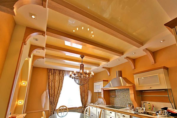 Combination of wood and stretch ceiling