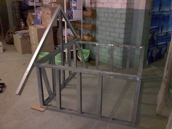 Assembling the frame