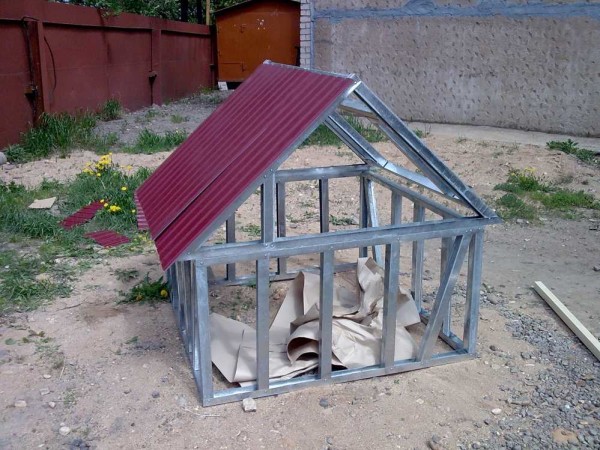 Roof installation start