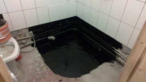 Three times smeared with bituminous mastic