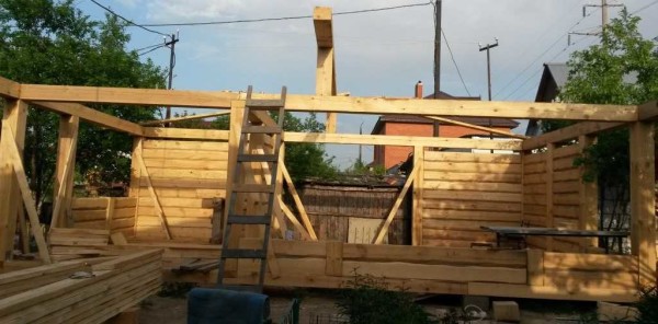 Putting up the walls