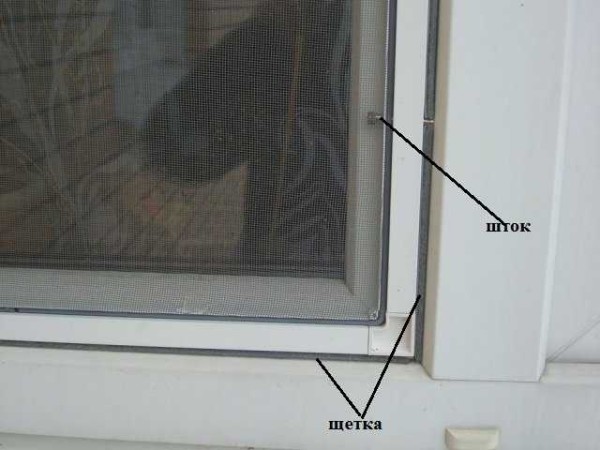 View of the installed mosquito net on the stocks from the street