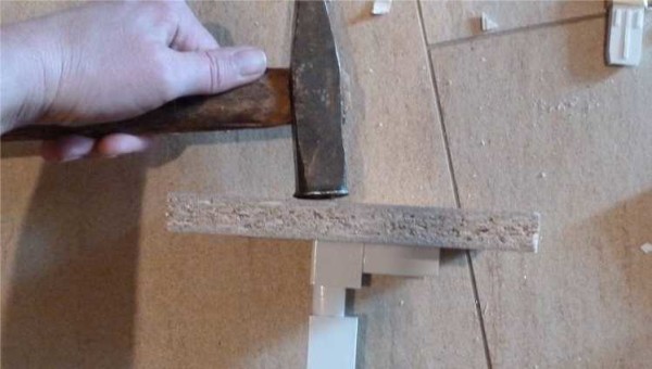 How to assemble a frame for a mosquito net on windows