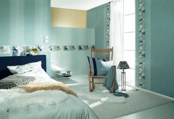 The options for pasting walls with wallpaper in two colors are endless