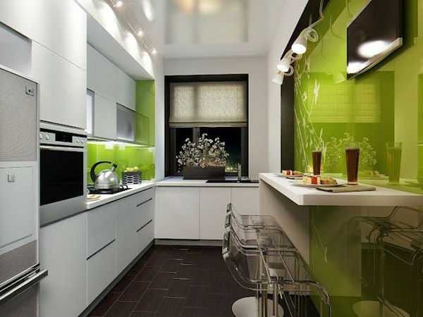 A shiny wall makes the room visually not so narrow