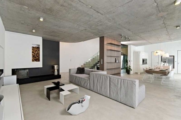 If the walls are processed normally, the ceiling remains rough