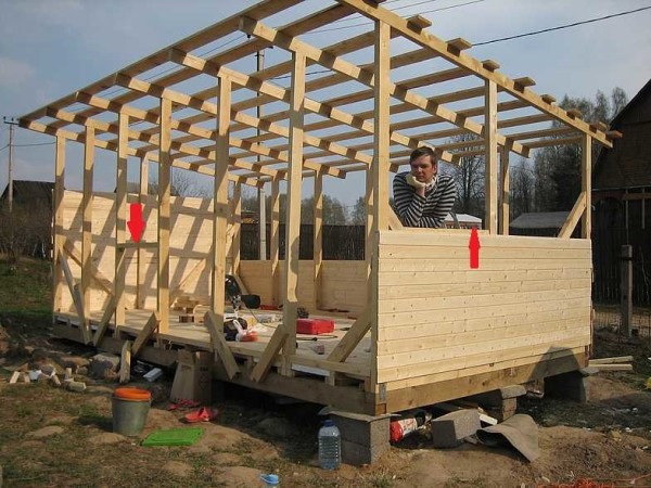Installed mortgages in places where windows are supposed to be fastened