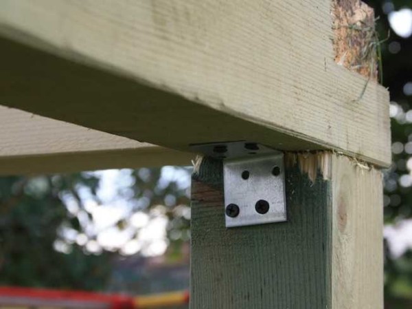 Corners on both sides