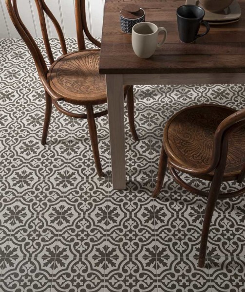 Another option, but here on a white background brown patterns