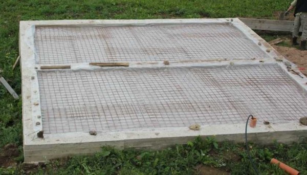 Foil mesh for reinforcement