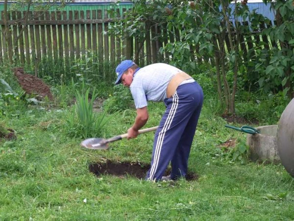 Dig strictly according to the size of the knife