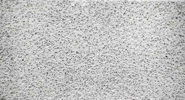 Cellular concretes are characterized by small pores and homogeneous structure