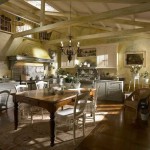 Delicate olive walls, gray, brown - another facet of Provence