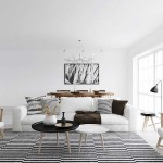 Very close to modern style, but with a wide variety of colors and textures