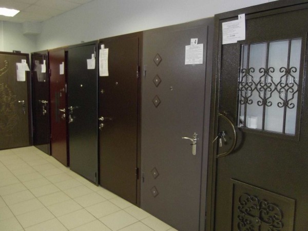 Some Kinds of Steel Entrance Doors