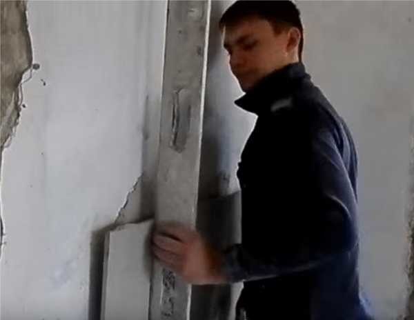 Checking the plane with a level, align