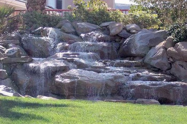 Interesting effect: water disappears